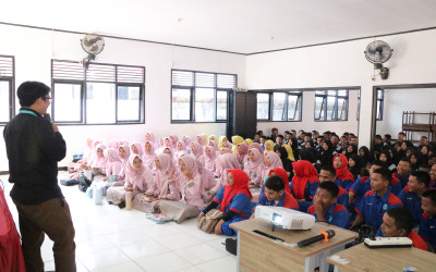 SMKN 1 Klari Gelar Sosialisasi dan Try Out TKA bagi Siswa Kelas XII bersama Ruang Guru